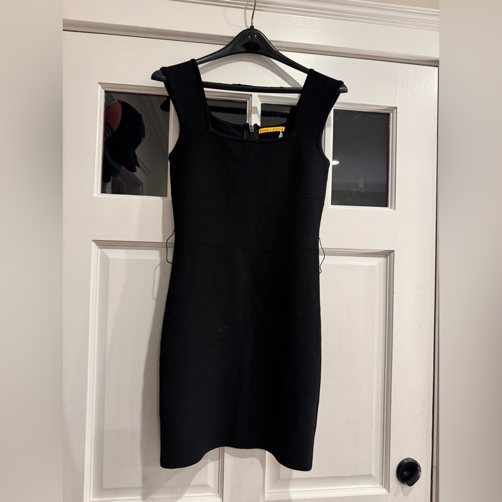 Alice + Olivia square neckline, wide strap bodycon bandage dress - size Small